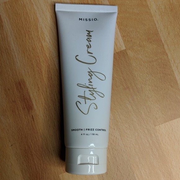 MISSIO Smooth & Frizz Control Hair Styling Cream - Picture 1 of 5
